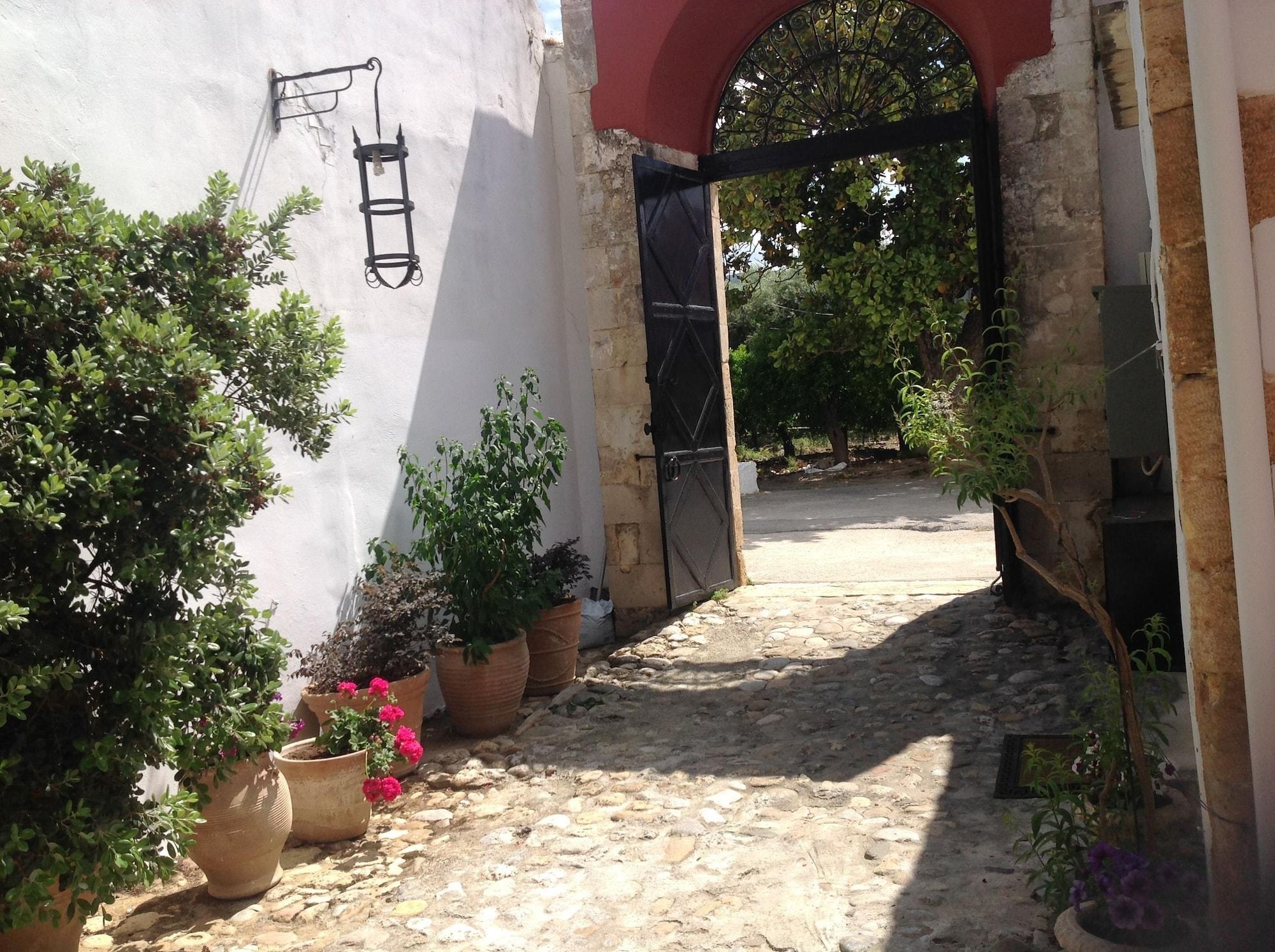 Oasis Guesthouse Chania  Buitenkant foto